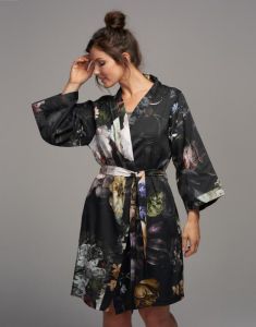 ESSENZA Sarai Fleur Festive Blooming Black Kimono S