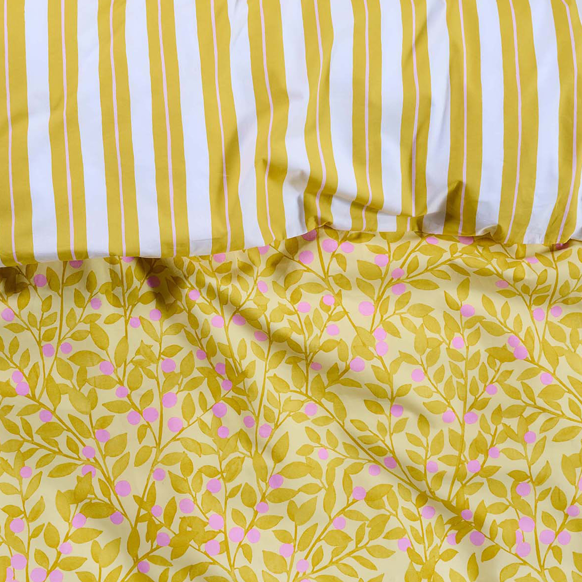 ESSENZA & CO Petite Berry Lemon Yellow Bettwäsche 135 x 200 cm